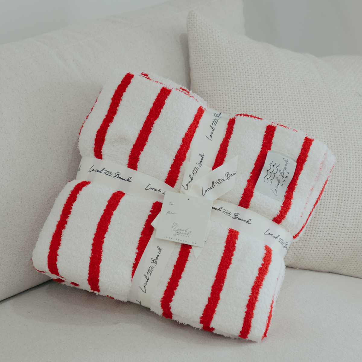 Red/Creme Holiday Stripe Cozy Luxe Home Blanket: Red/Cream