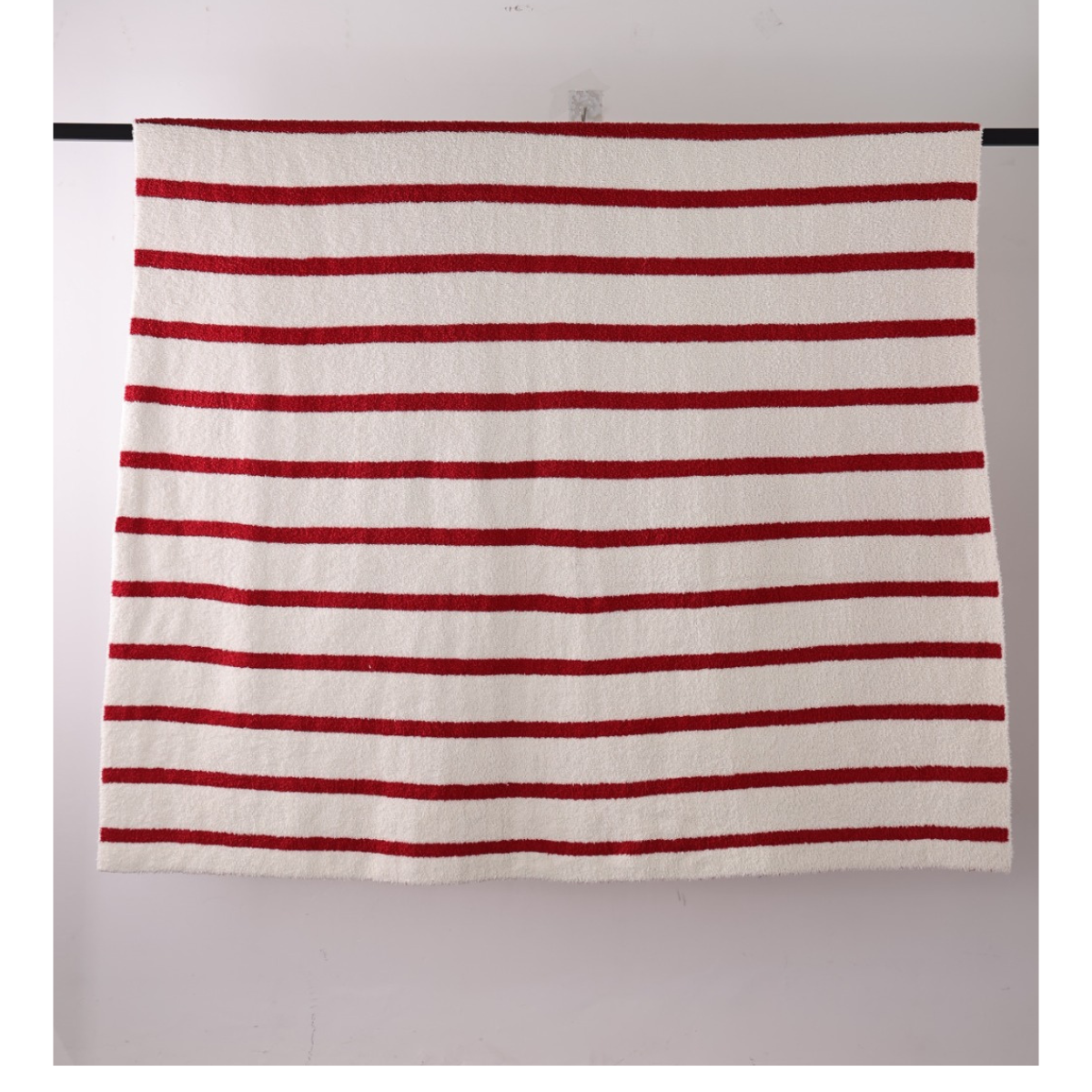Red/Creme Holiday Stripe Cozy Luxe Home Blanket: Red/Cream