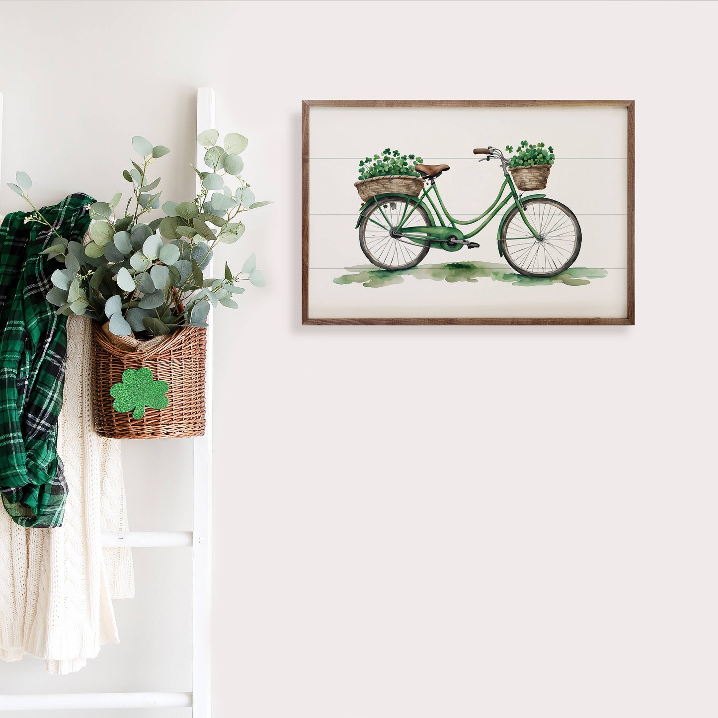 Green Bike White: 5 x 8 x 1.5