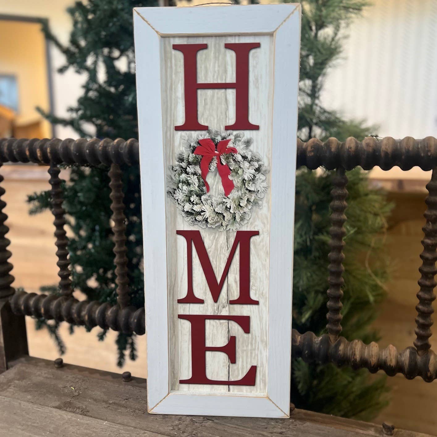 LD1574 Christmas Home: Black