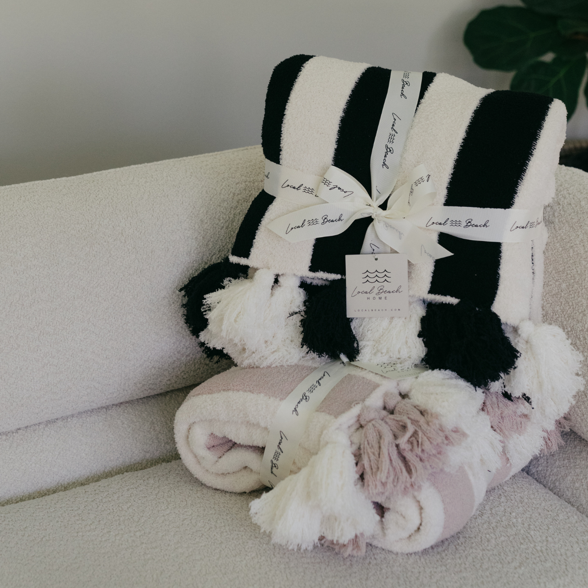 Striped Luxe Home Blanket with Tassels: Black/Cream