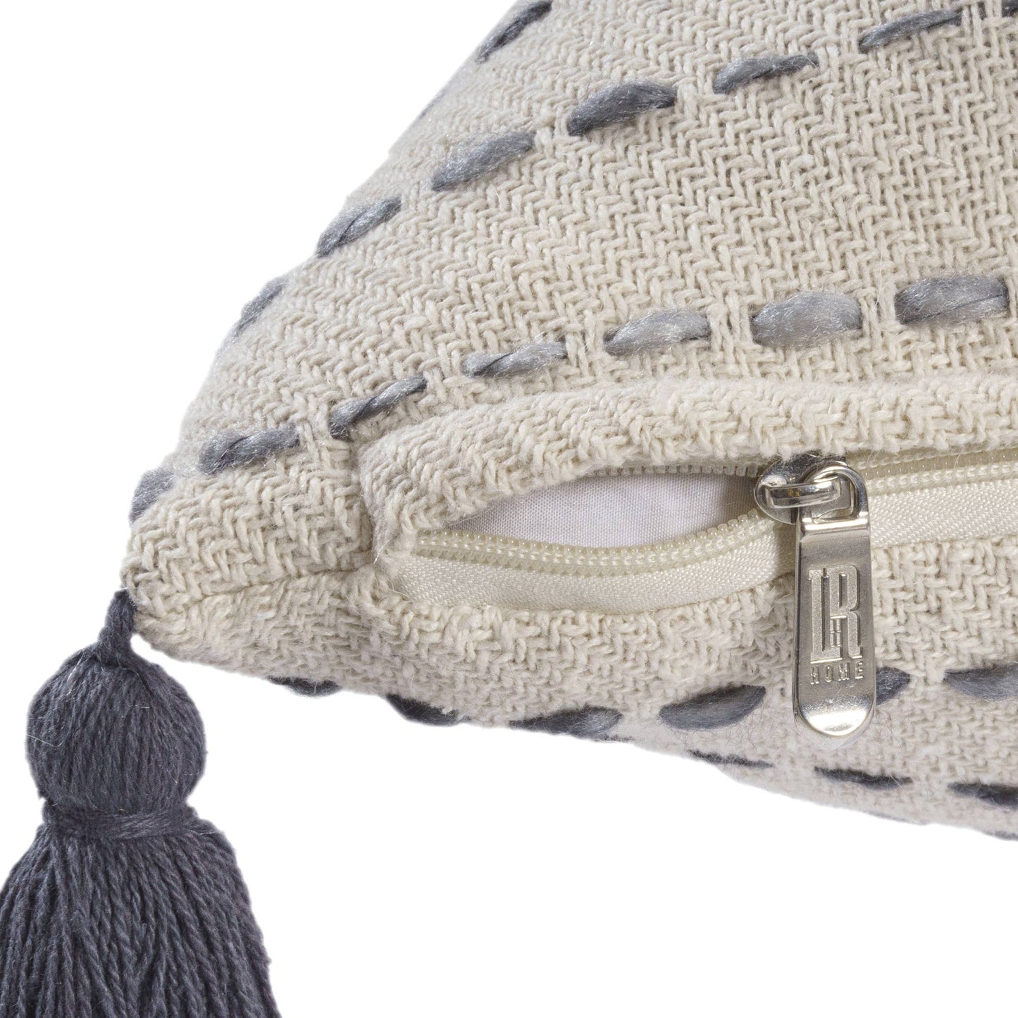 Striped Ombre Farmhouse Flatweave Throw Pillow: White/ Beige / Polyfill