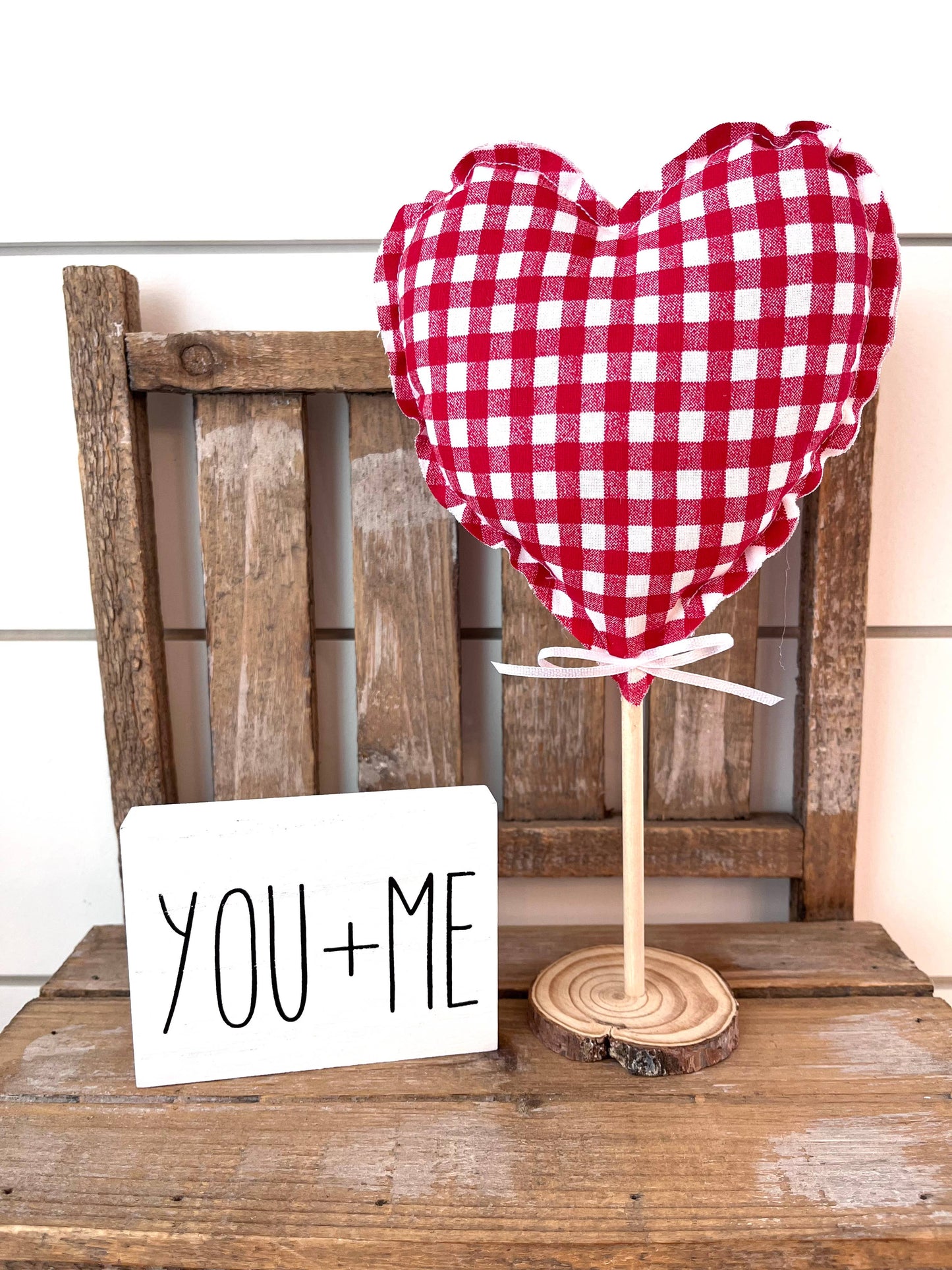 Valentine Rustic Heart Red Check Tree
