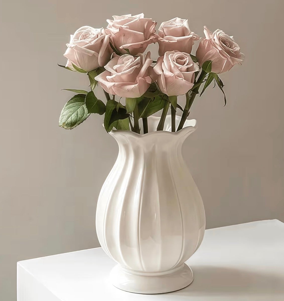 White Wavy Edge Ribbed Pedestal Vase - Small