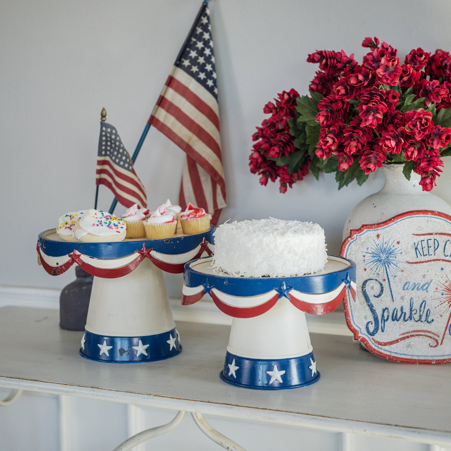 Patriotic Dessert Stand - Small