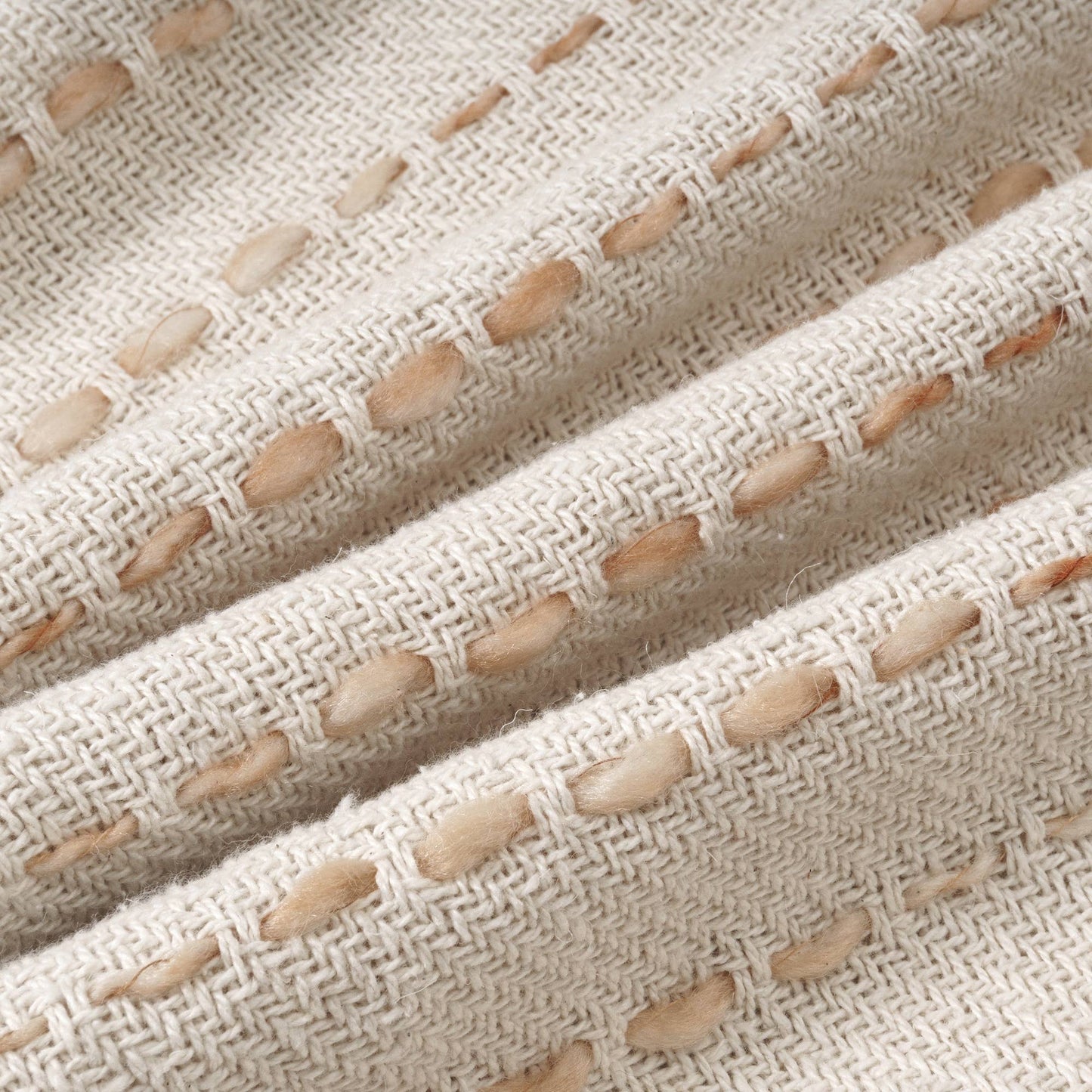 Striped Ombre Farmhouse Flatweave Throw Pillow: White/ Beige / Polyfill