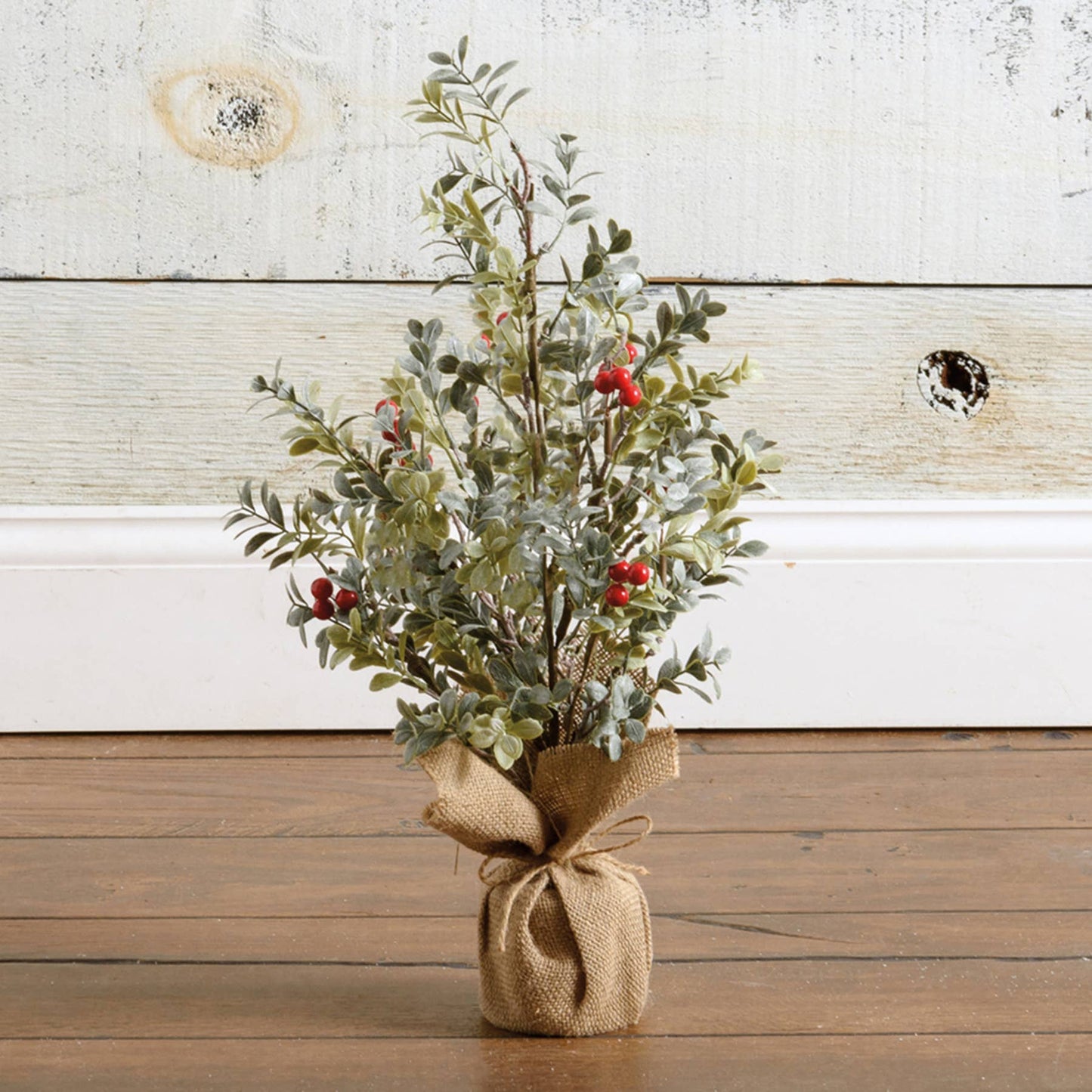 Eucalyptus And Berries Medium Tree