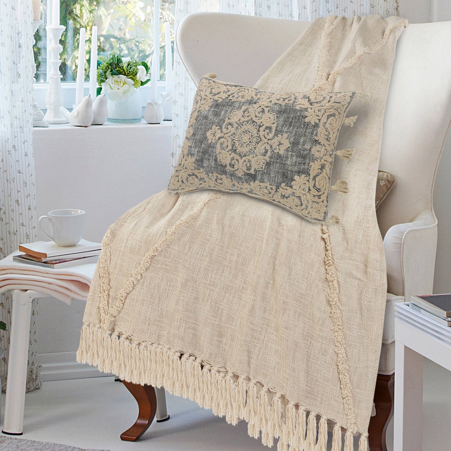Medallion and Bordered Gray and Ivory Throw Pillow: Gray/Ivory / Poly Filled