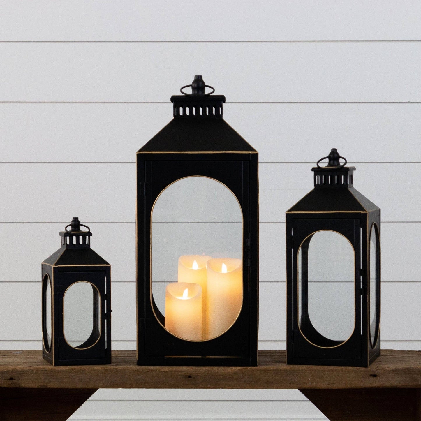 Black Lantern with Gold Edge - Medium