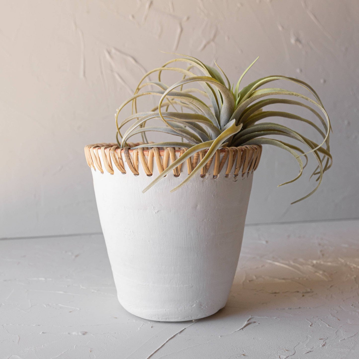 Mesa Terracotta Planter White
