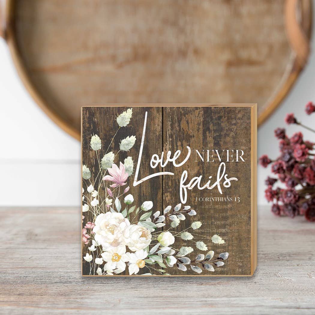 5x5 Love Never Fails Rustic Floral Block