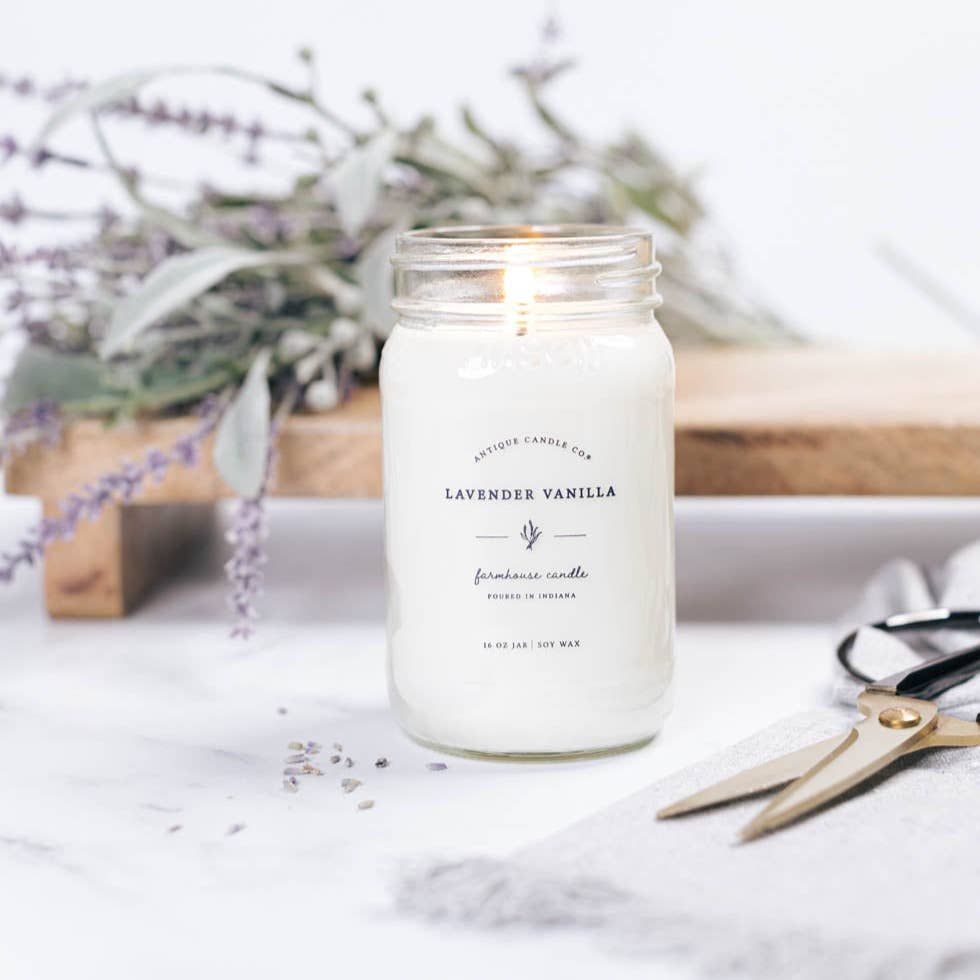 Lavender Vanilla - Soy Wax Candle: 16 oz