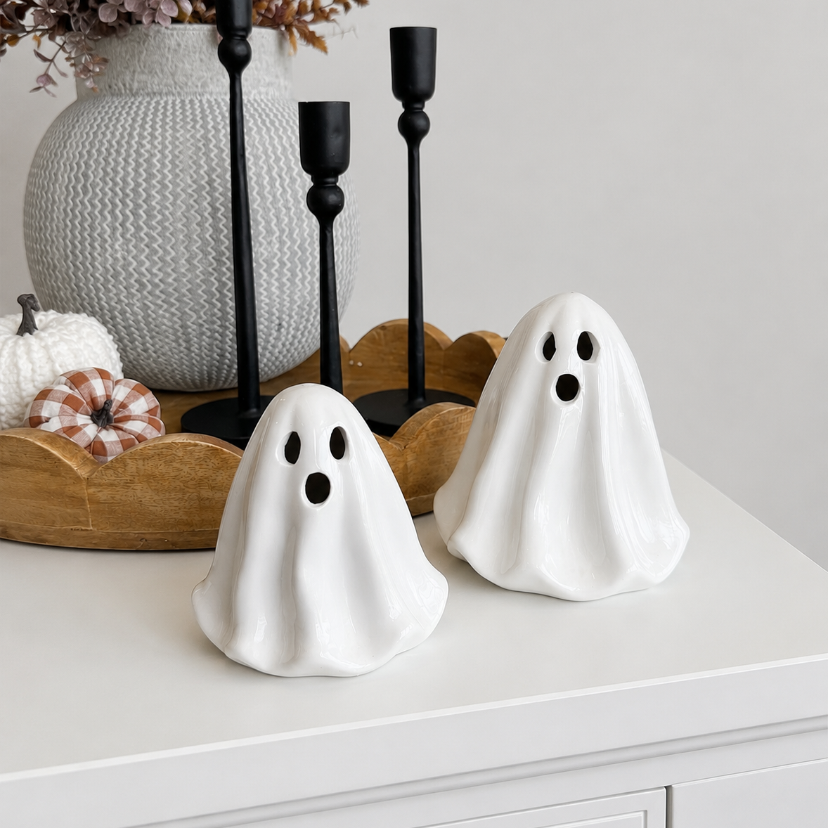 Flowy LED Ceramic Ghost: Large