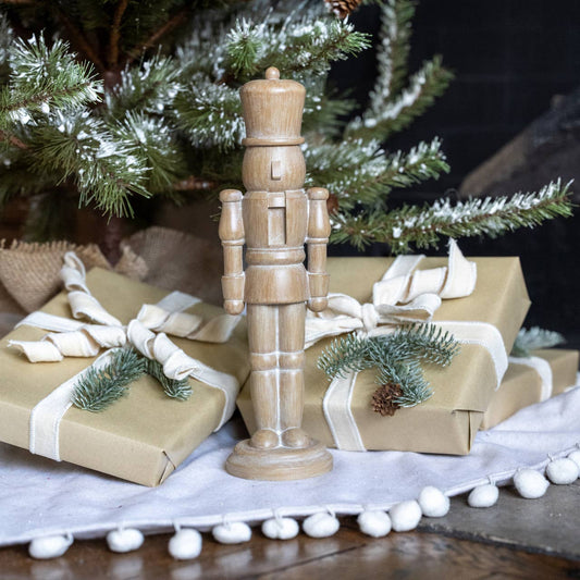 13.25" TABLETOP NUTCRACKER