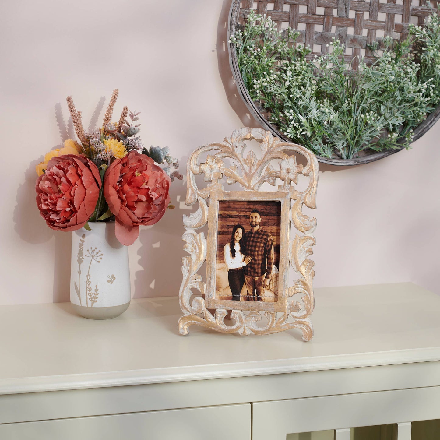 Gold Filigree Photo Frame