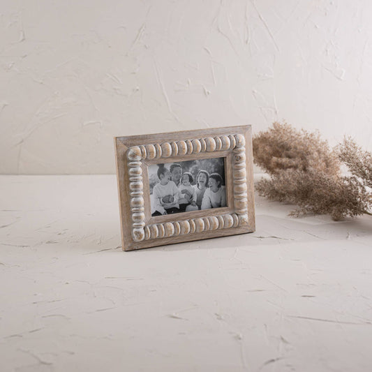 Vintage Raised Bead 4x6 Photo Wood Picture Frame