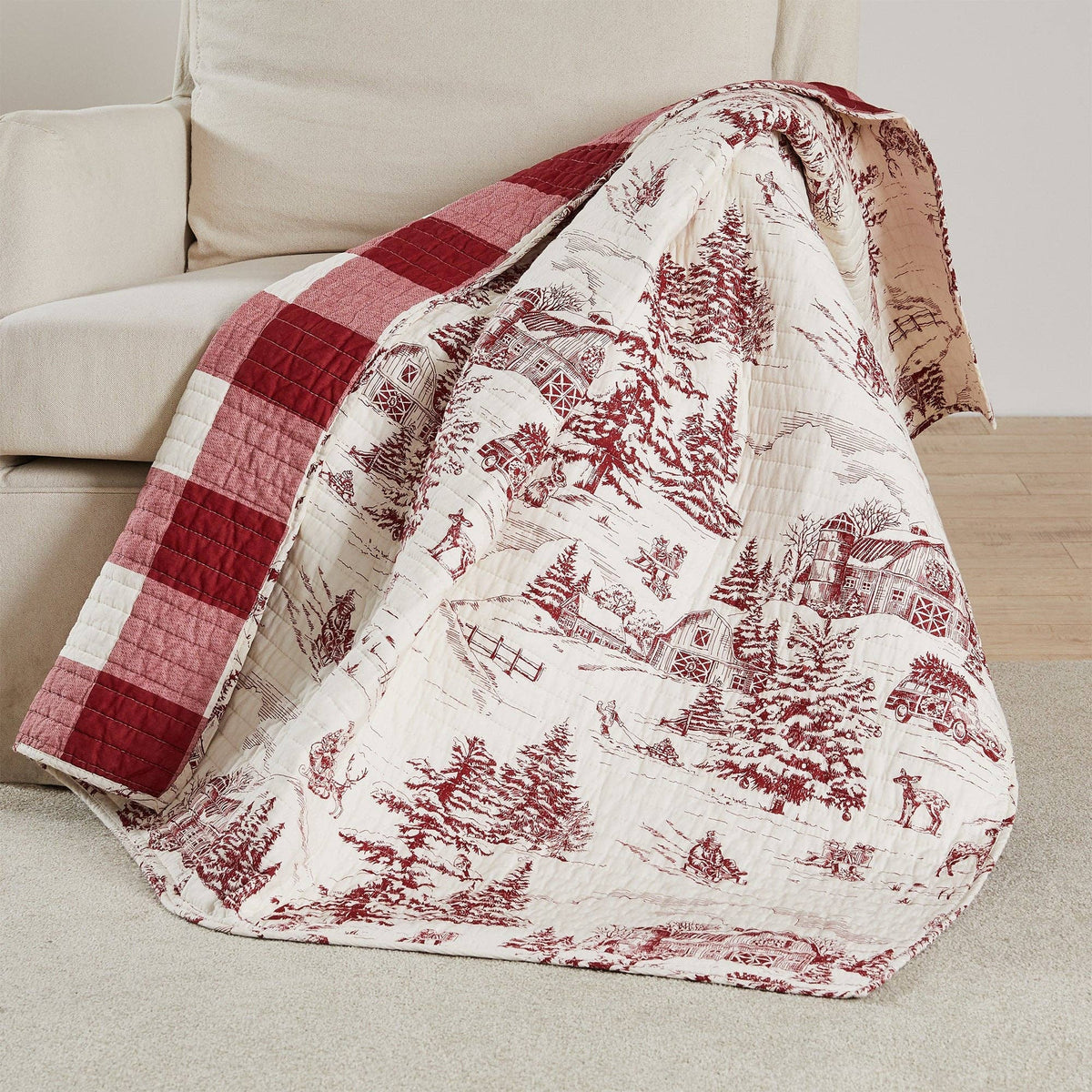 Winter Sleigh Ride Quilted Throw: Red