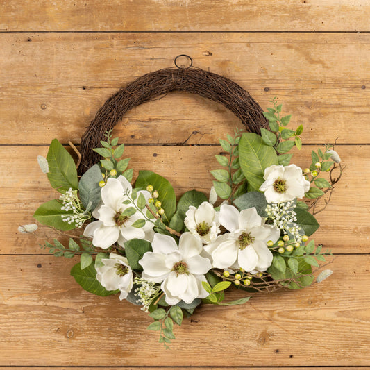 24" Cream Magnolia & Berry Wreath