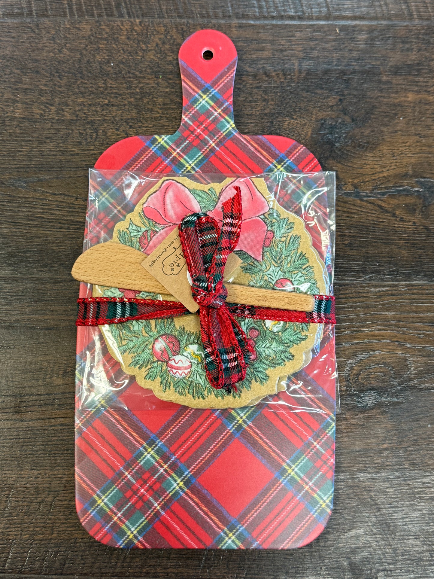 Classic Xmas Melamine Board - Tartan Plaid with Wreath Napkins