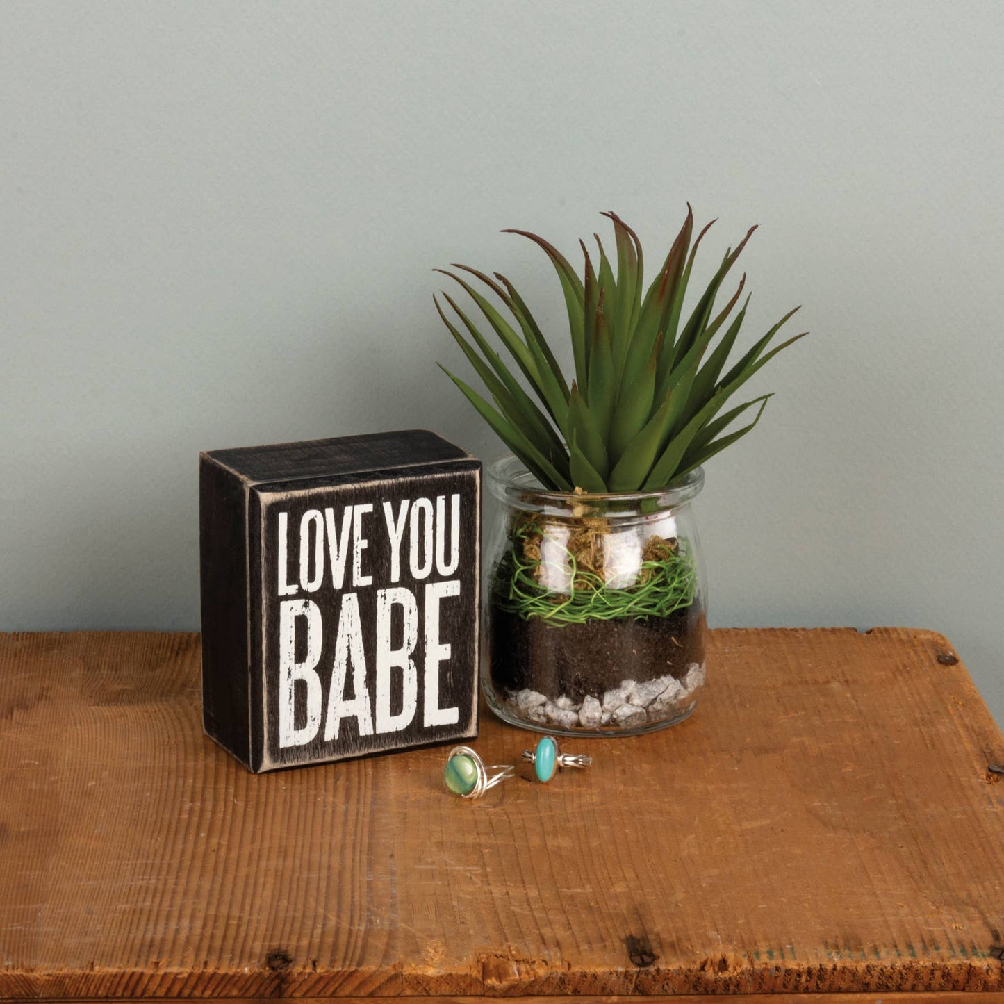 Love You Babe Box Sign
