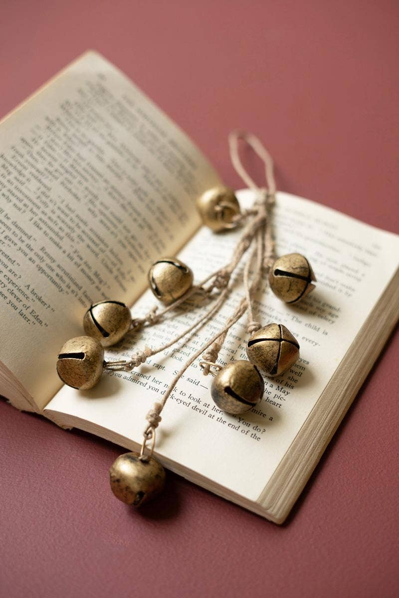 JINGLE BELL BUNCH ON A JUTE ROPE: Gold / Metal/Jute / 12" long